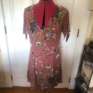 Blu pepper flowy floral short sleeve dress